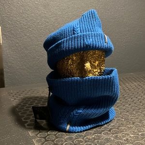 COPY - Nobis royal blue winter hat and neck warmer set